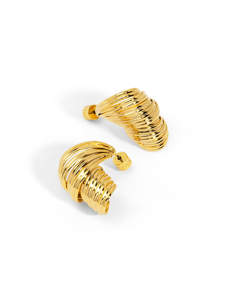Ridged Wave Stud Earring