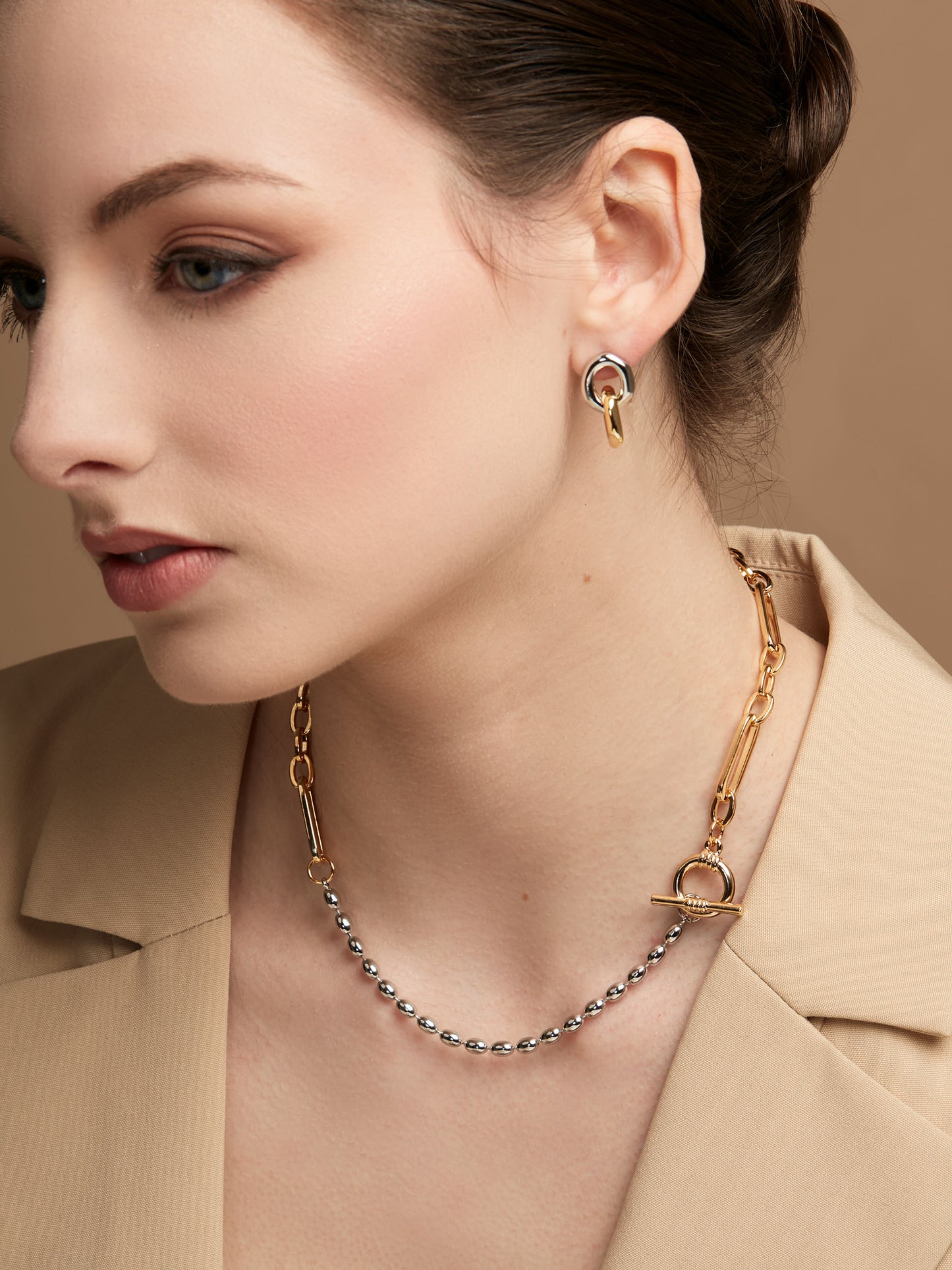 Two Tone Mixed Media Link Collar Necklace