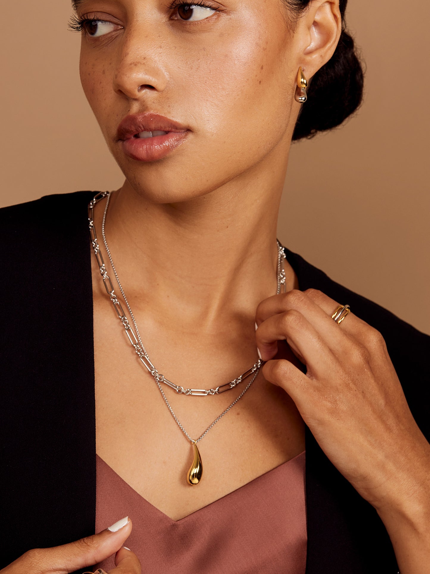 Two-Tone Droplet Charm Pendant Necklace